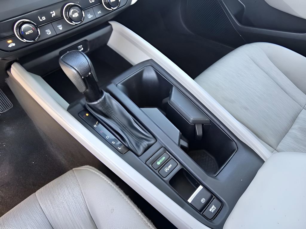 Used 2023 Honda Accord EX image 18