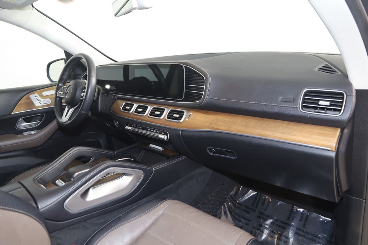Used 2020 Mercedes-Benz GLS 450 4MATIC image 54