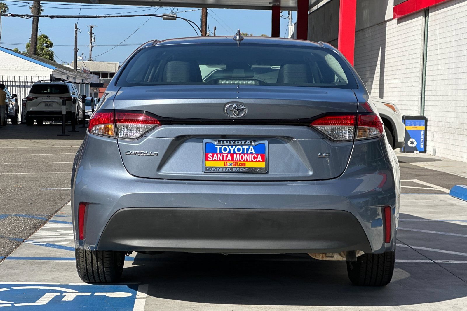 Used 2026 Toyota Corolla LE w/ LE Premium Package FWD image 5