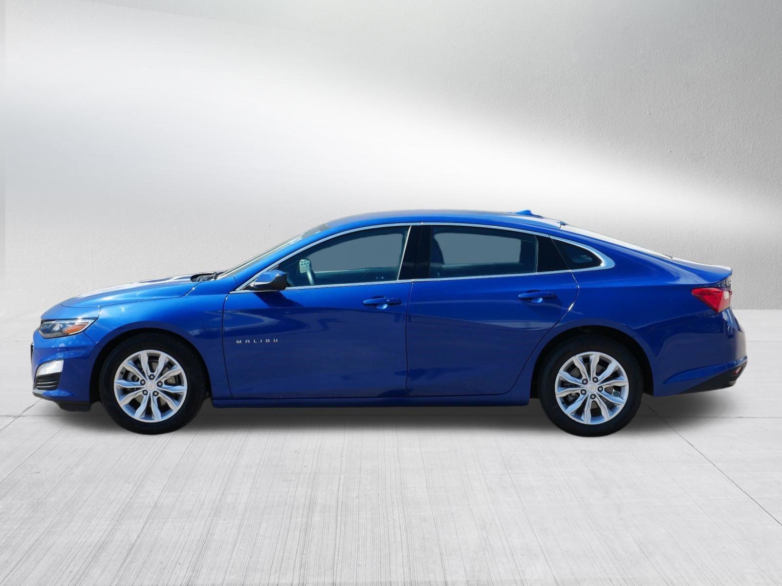 Used 2023 Chevrolet Malibu LT FWD image 4