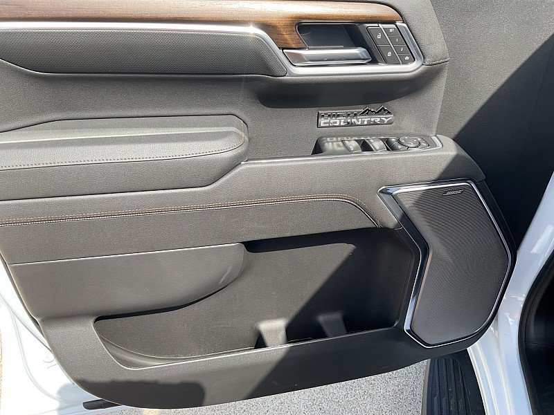 New 2026 Chevrolet Silverado 1500 High Country w/ High Country Premium Package AWD/4WD image 14