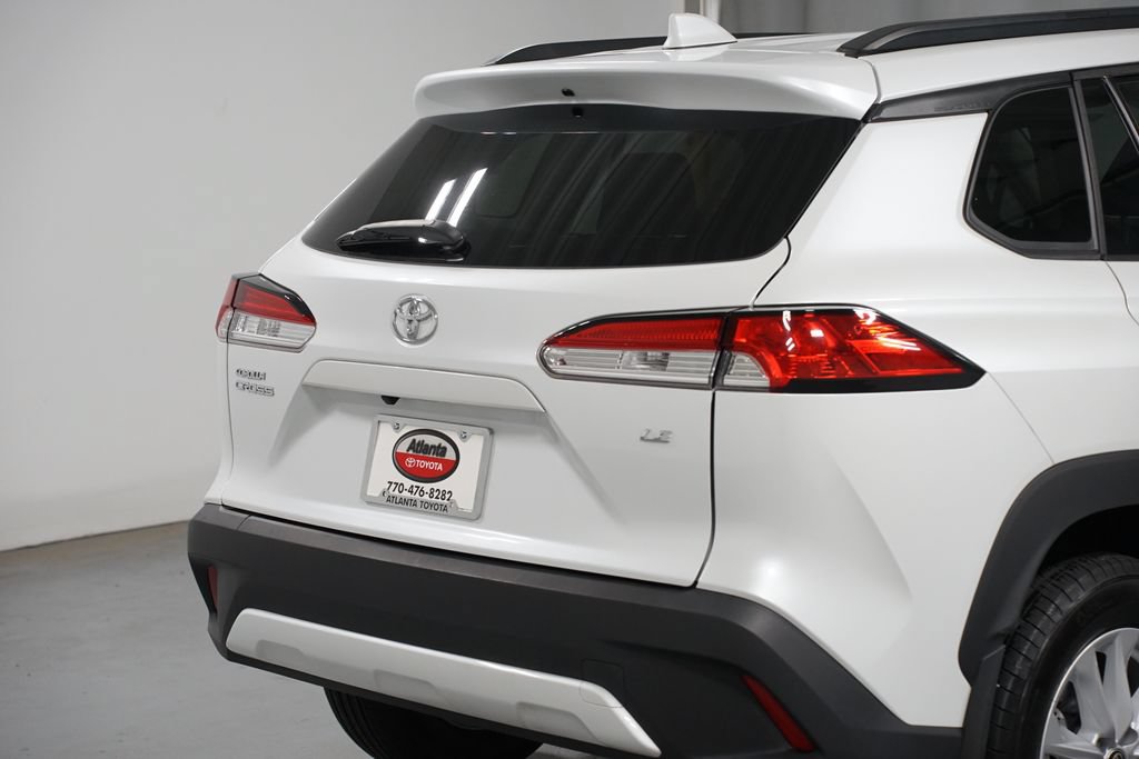 Certified 2024 Toyota Corolla Cross LE FWD image 9