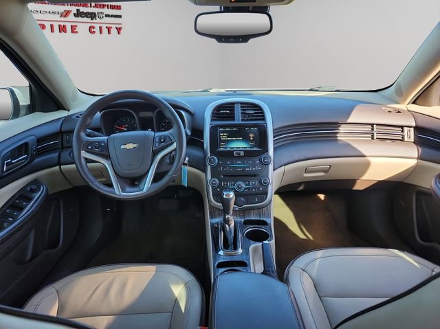 Used 2014 Chevrolet Malibu LT image 16