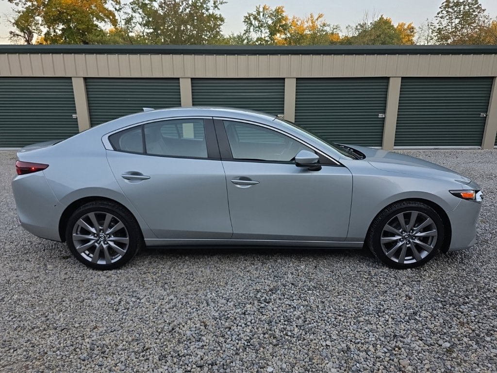 Used 2019 MAZDA MAZDA3 Sedan w/ Preferred Package FWD image 7
