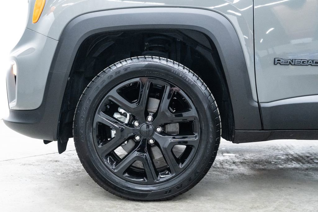Used 2022 Jeep Renegade Altitude w/ Convenience Group image 7