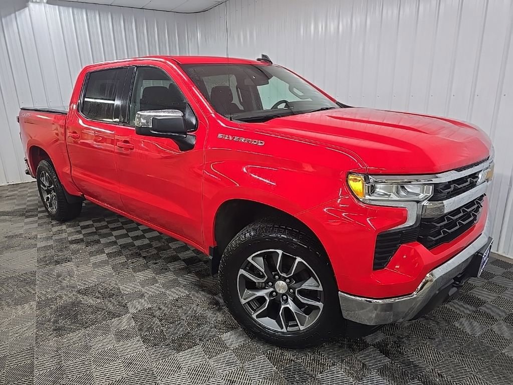 Used 2024 Chevrolet Silverado 1500 LT image 7
