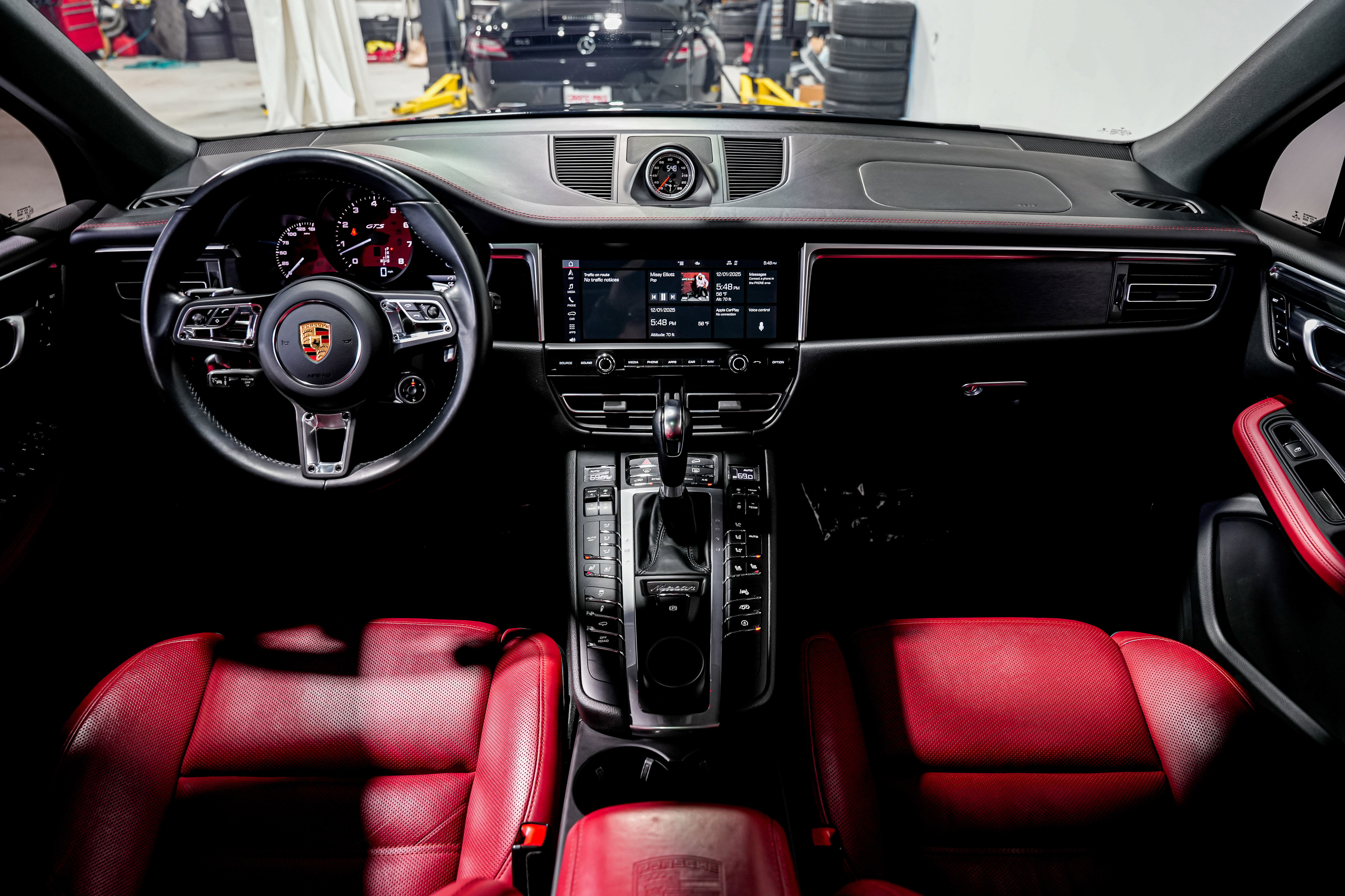 Used 2021 Porsche Macan GTS image 18