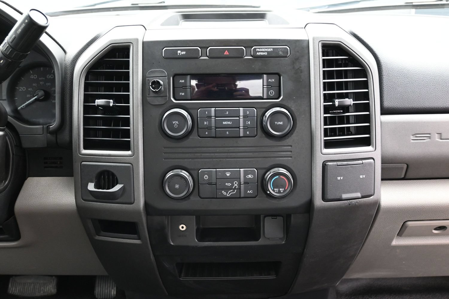 Used 2019 Ford F250 XL RWD image 14