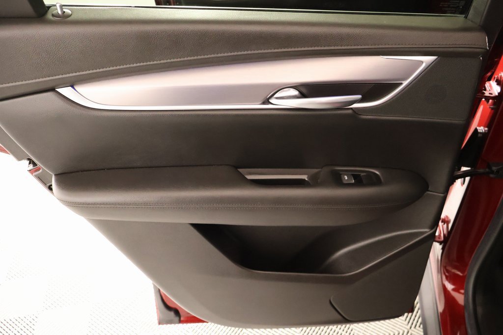 Used 2018 Cadillac XT5 Premium Luxury image 18