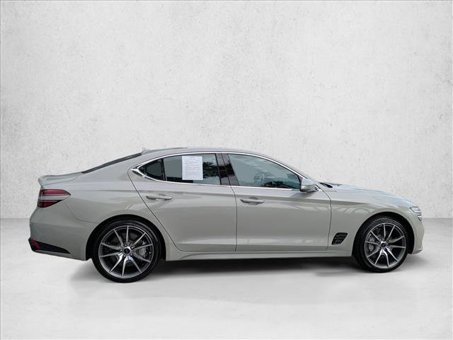 Used 2025 Genesis G70 2.5T image 4