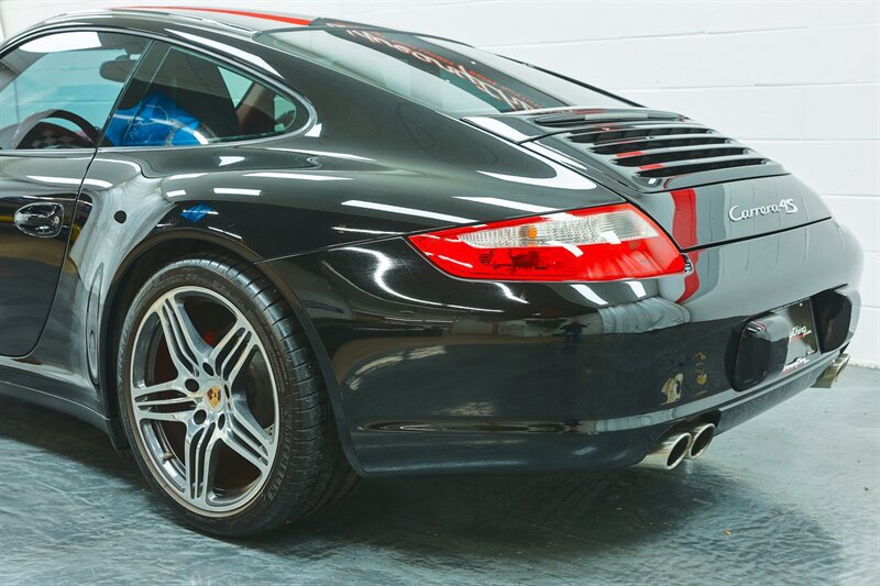 Used 2008 Porsche 911 Carrera 4S AWD/4WD image 17