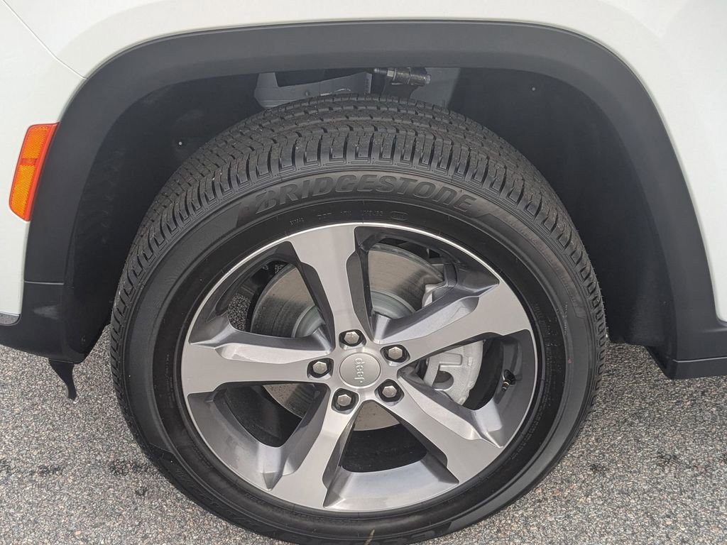 New 2025 Jeep Grand Cherokee L Limited w/ Trailer Tow Package image 9