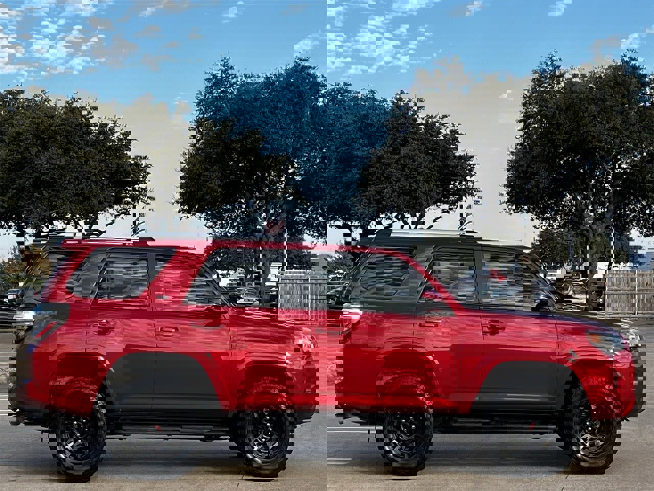 Used 2023 Toyota 4Runner SR5 Premium image 3