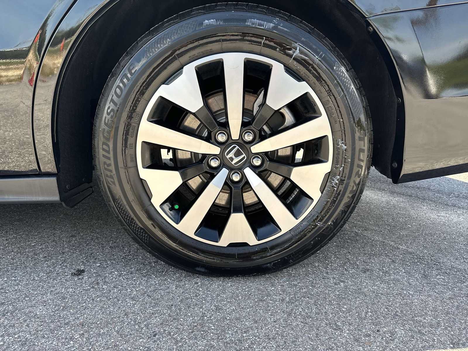 Used 2025 Honda Odyssey EX-L image 13