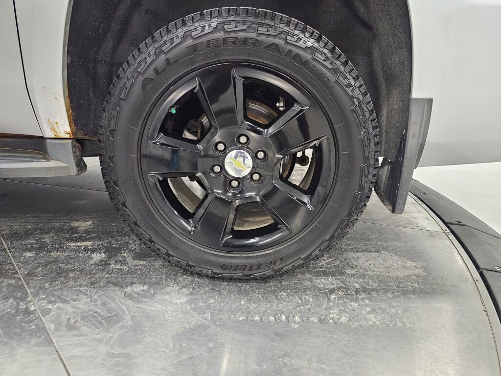 Used 2015 Chevrolet Suburban LT AWD/4WD image 10