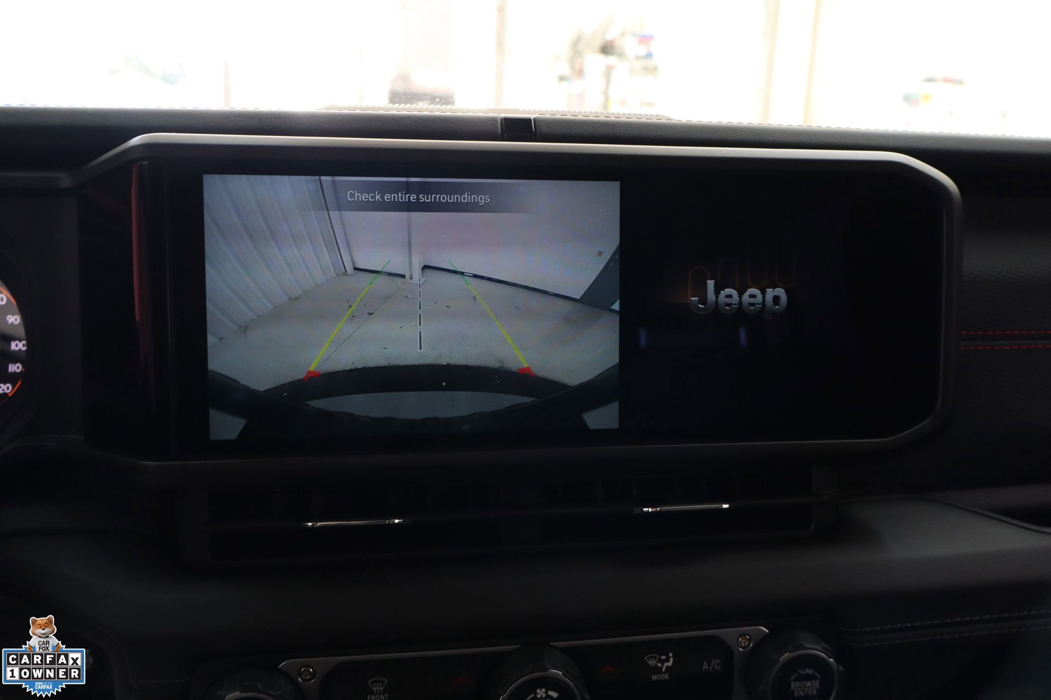 Used 2025 Jeep Wrangler Unlimited Rubicon image 23