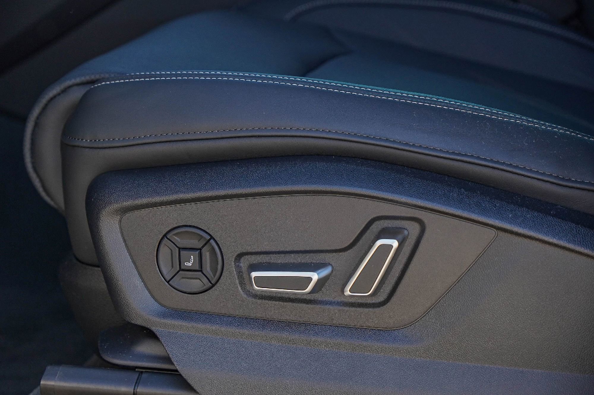 New 2026 Audi Q7 3.0T Prestige image 18