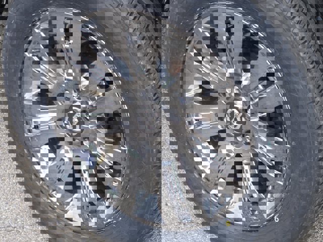 Used 2019 Nissan Titan Platinum Reserve image 14