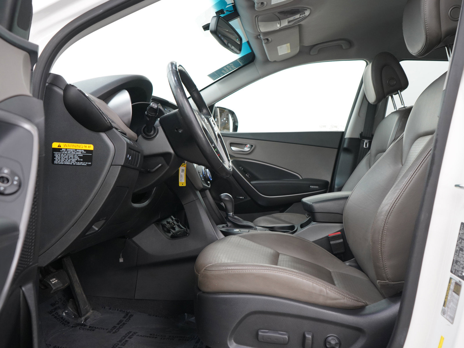 Used 2013 Hyundai Santa Fe GLS FWD image 23
