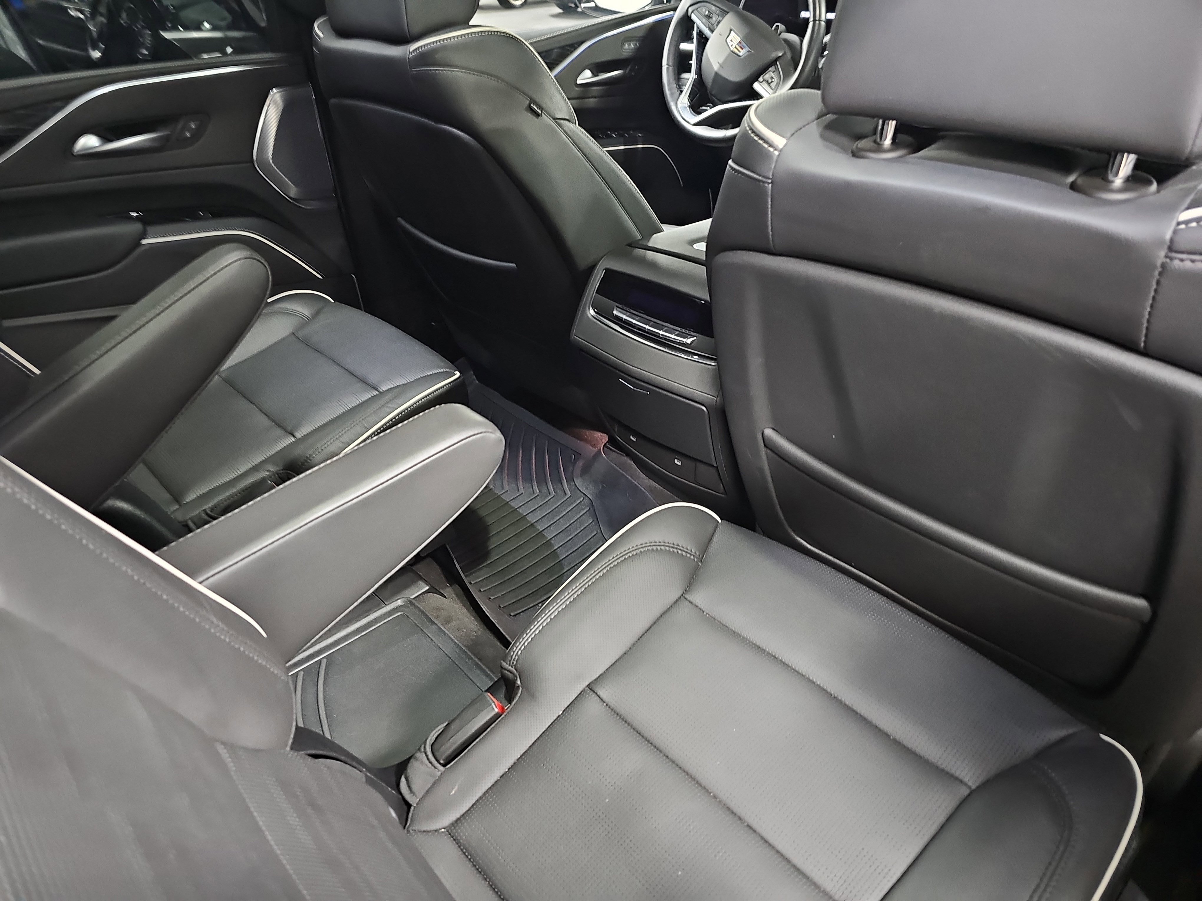 Used 2023 Cadillac Escalade Sport w/ Touring Package AWD/4WD image 11