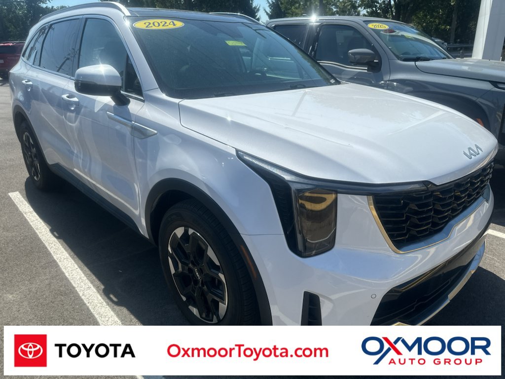 Used 2024 Kia Sorento S w/ Panoramic Sunroof Package FWD image 1