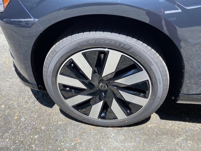 New 2025 Volvo EX90 Ultra image 9