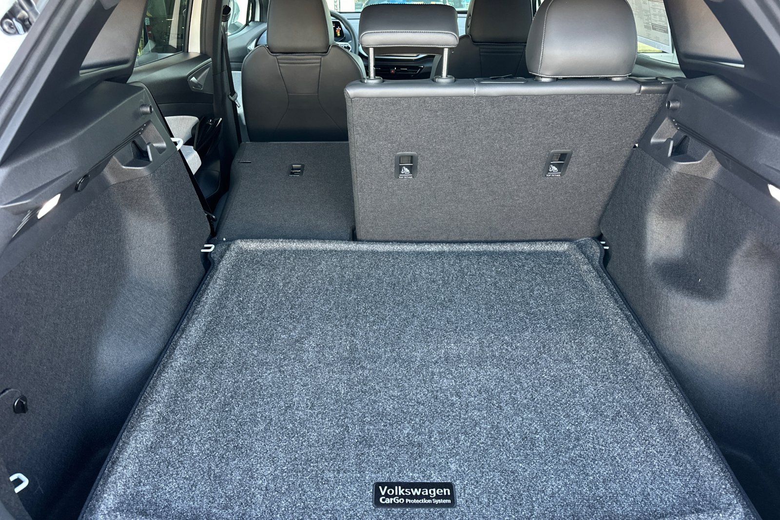 New 2026 Volkswagen ID.4 Pro RWD image 13