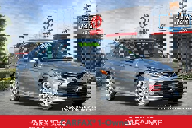 Used 2024 Toyota Camry LE image 2