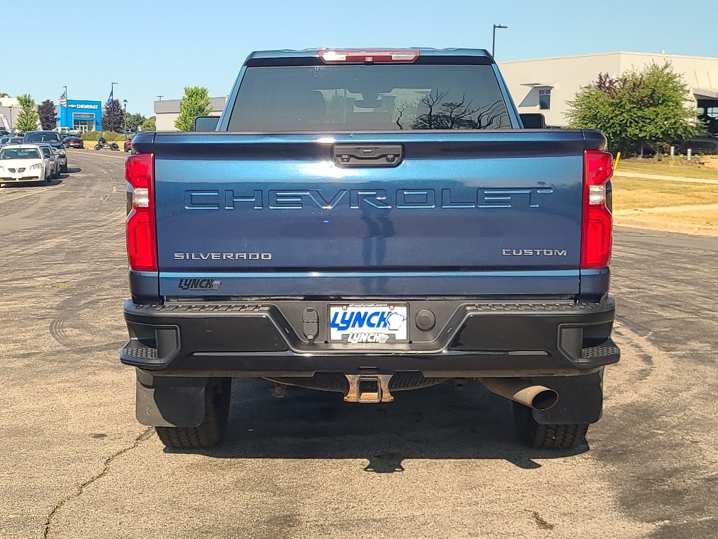Used 2020 Chevrolet Silverado 2500 Custom w/ Gooseneck/5TH Wheel Package AWD/4WD image 3