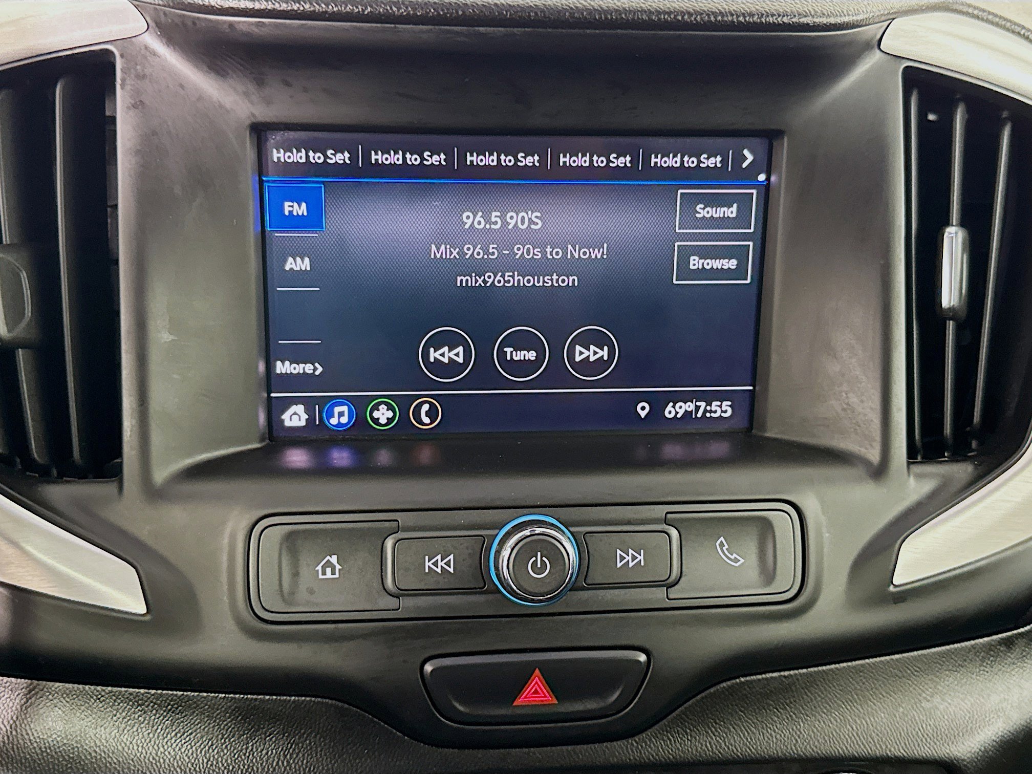 Used 2020 GMC Terrain SLE w/ Driver Convenience Package image 17