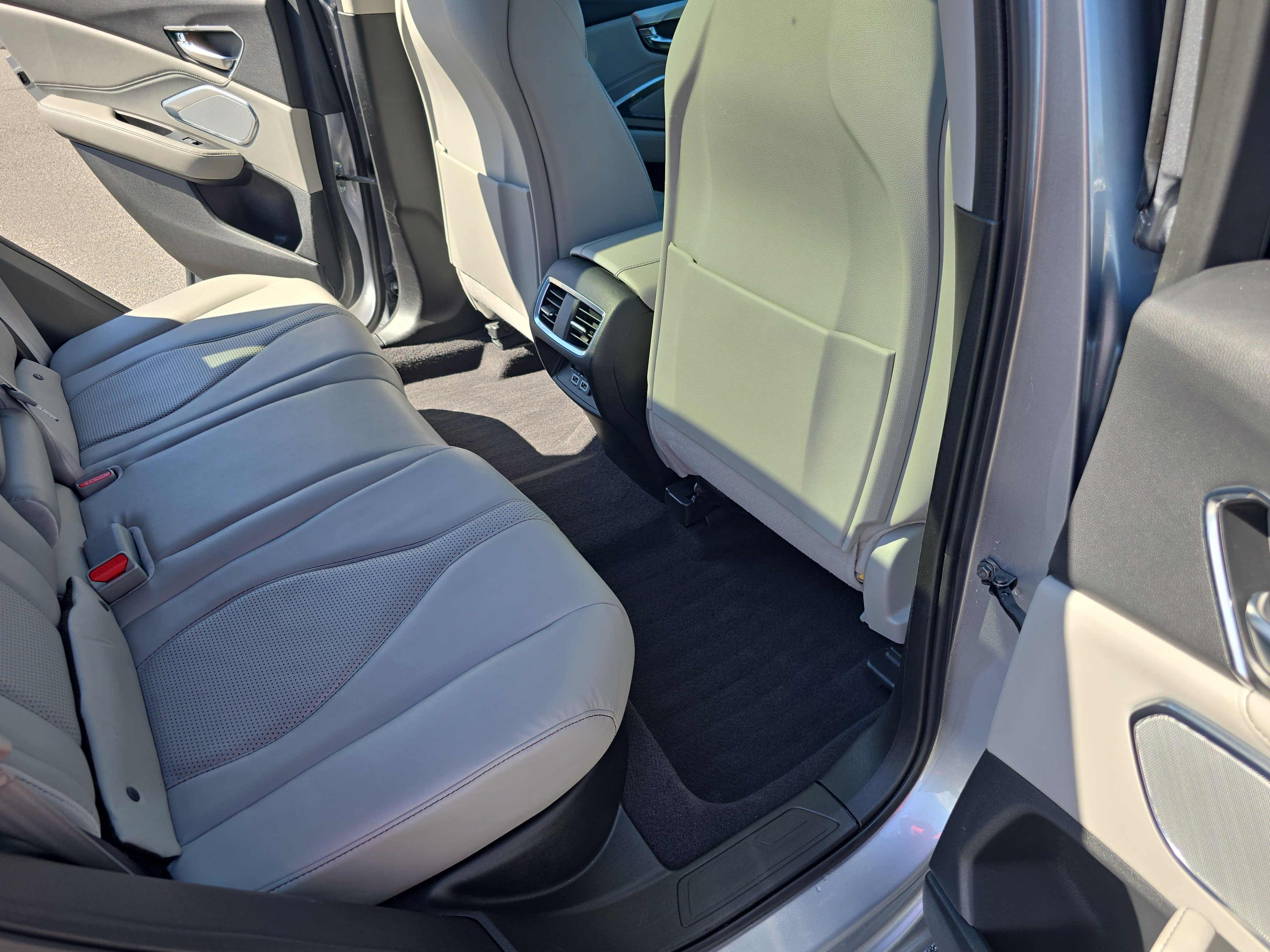 Used 2019 Acura RDX w/ Technology Package FWD image 11