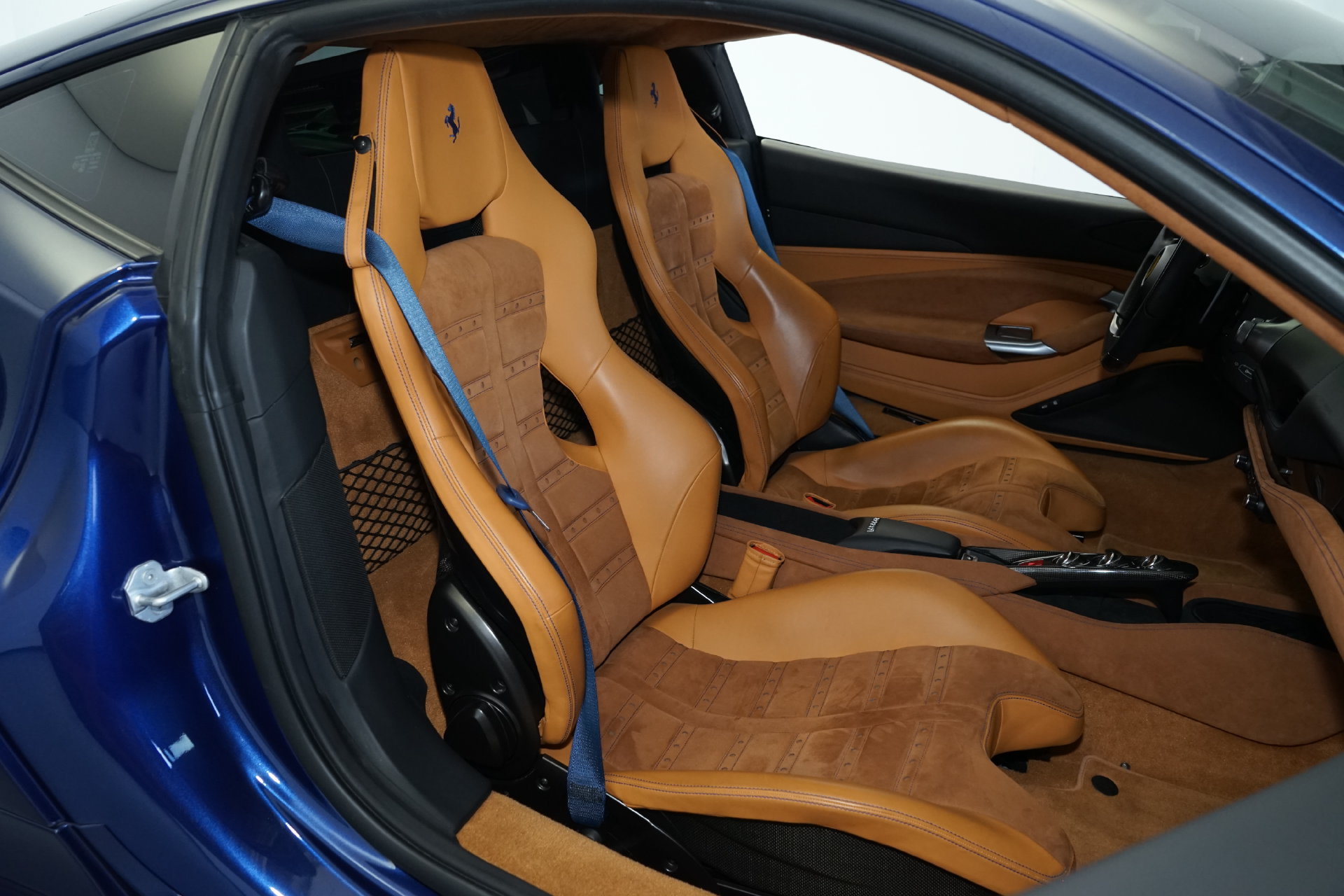 Used 2021 Ferrari F8 Tributo RWD image 13