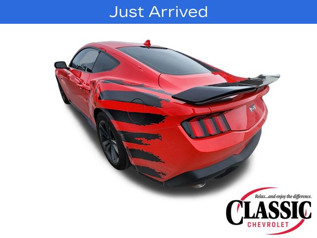 Used 2024 Ford Mustang GT RWD image 7