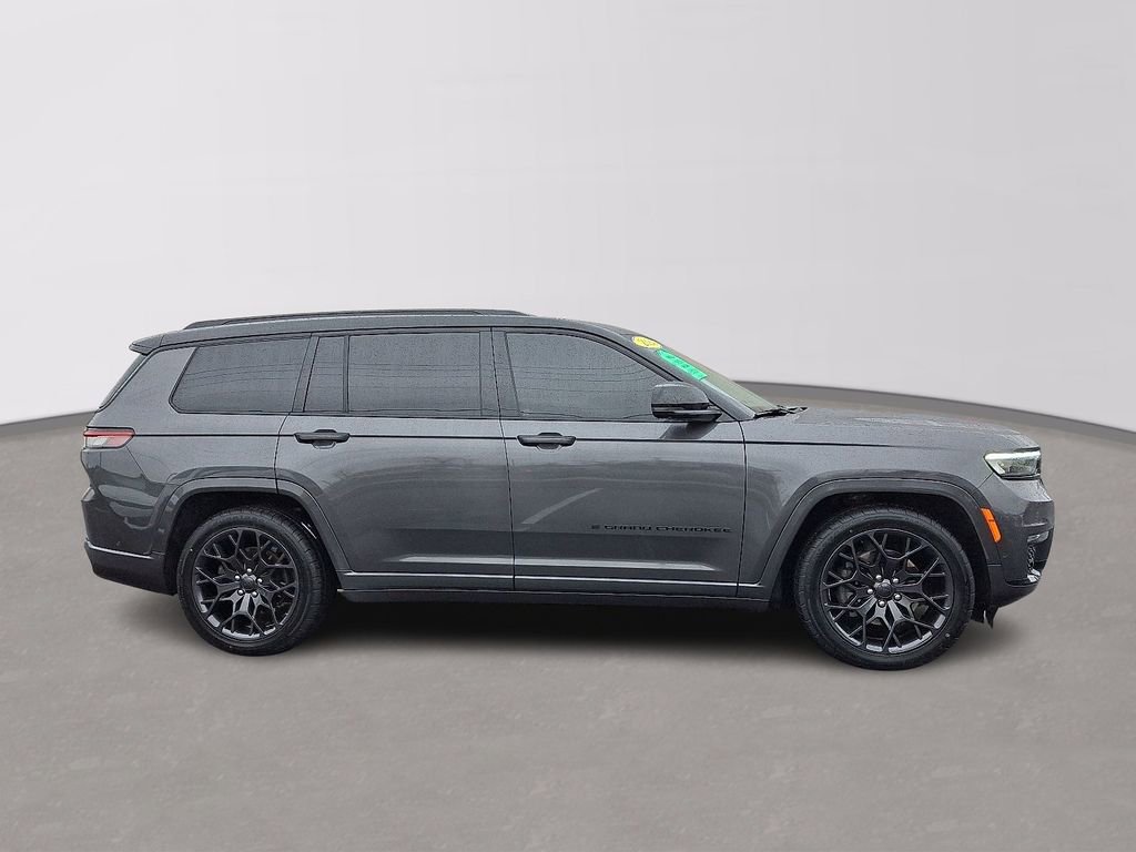 Used 2024 Jeep Grand Cherokee L Summit w/ Advanced Protech Group IV image 7