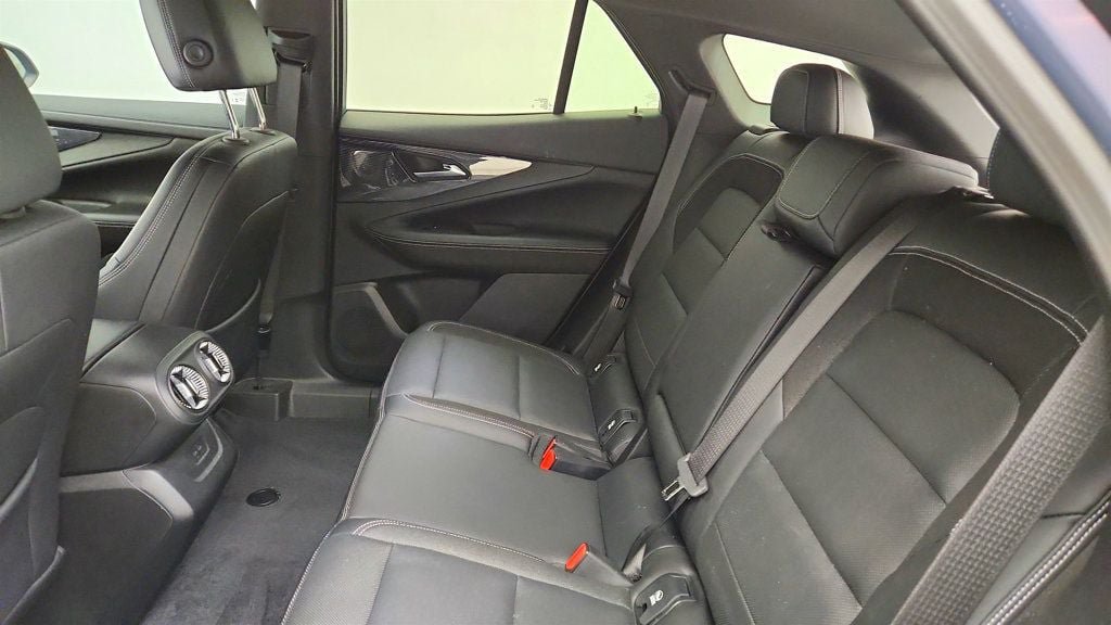Used 2024 Chevrolet Blazer EV LT AWD/4WD image 20