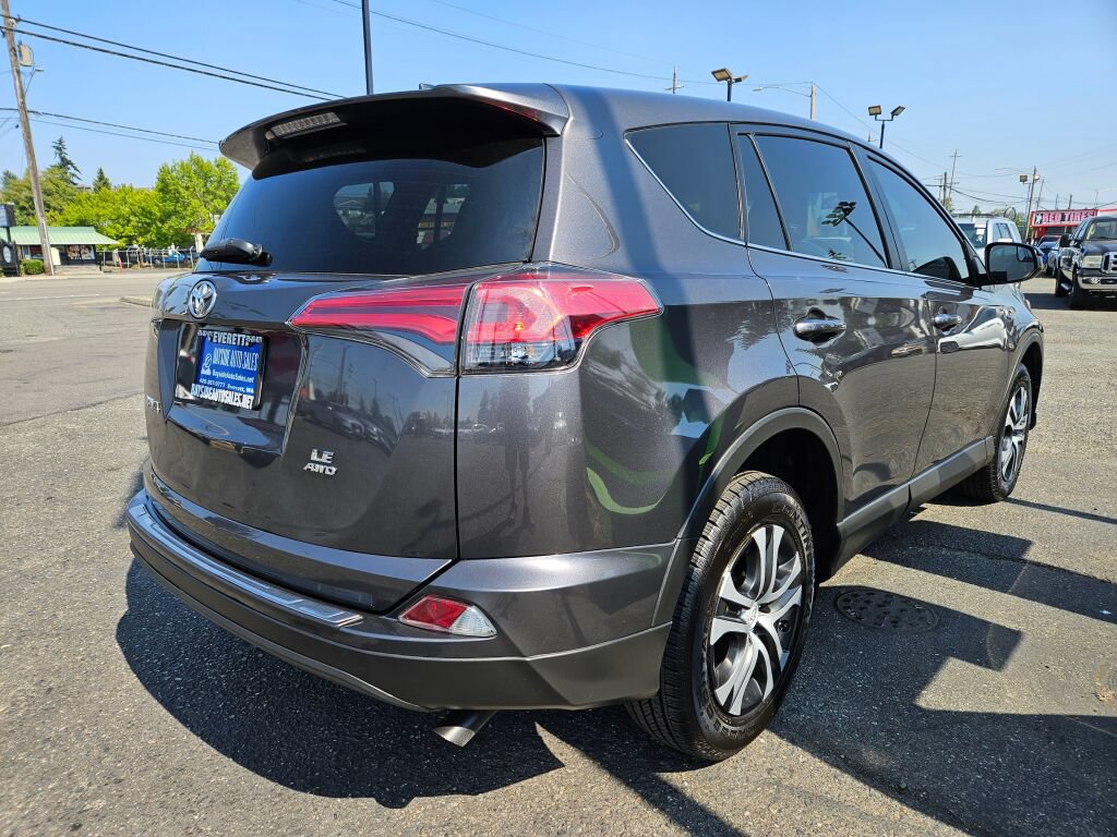 Used 2017 Toyota RAV4 LE w/ All Weather Liner Package AWD/4WD image 5