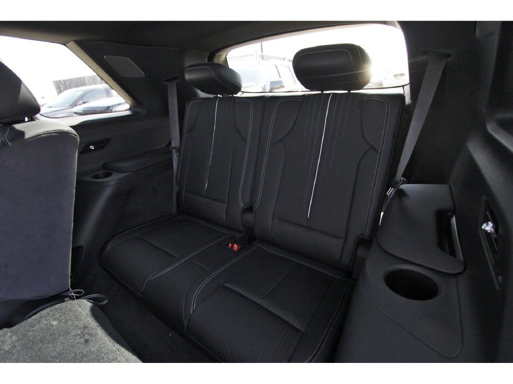 New 2027 Cadillac Vistiq Luxury AWD/4WD image 13