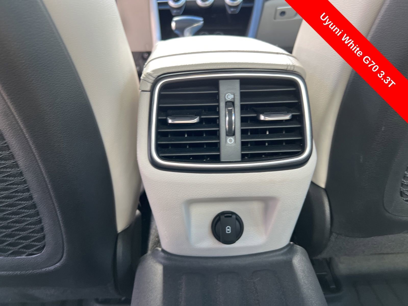 Used 2022 Genesis G70 3.3T image 22