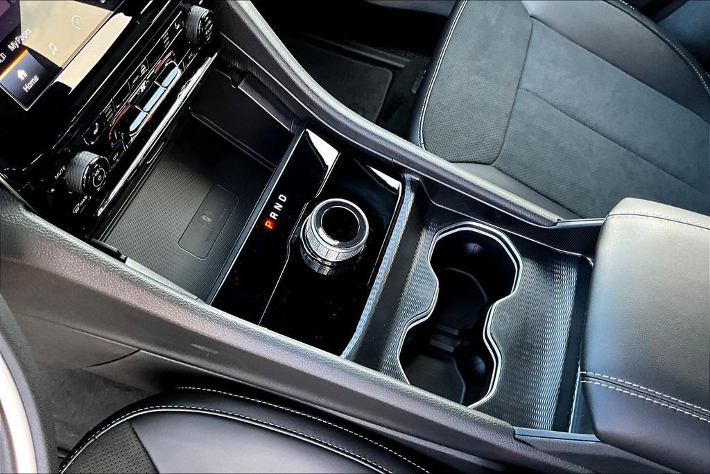 New 2025 Jeep Grand Cherokee 4WD image 8