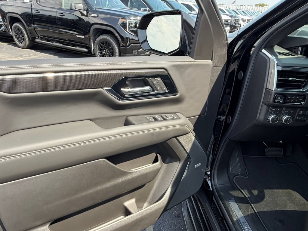 New 2026 GMC Yukon XL Elevation w/ Elevation Premium Package AWD/4WD image 30