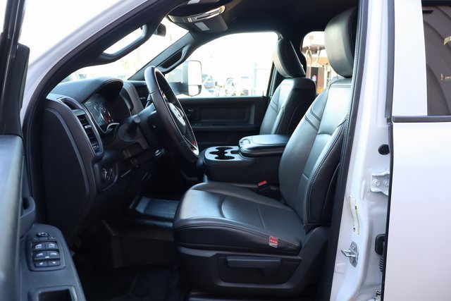 Used 2021 RAM 3500 Tradesman w/ Chrome Appearance Group image 11