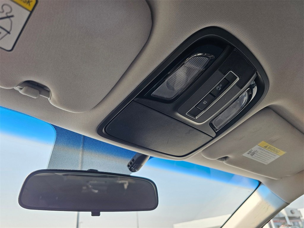 Used 2019 Kia Sorento LX image 27