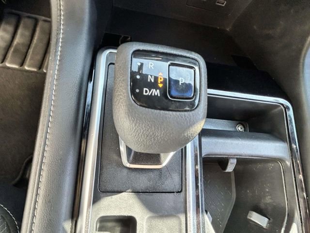 Used 2022 Nissan Pathfinder SV FWD image 18
