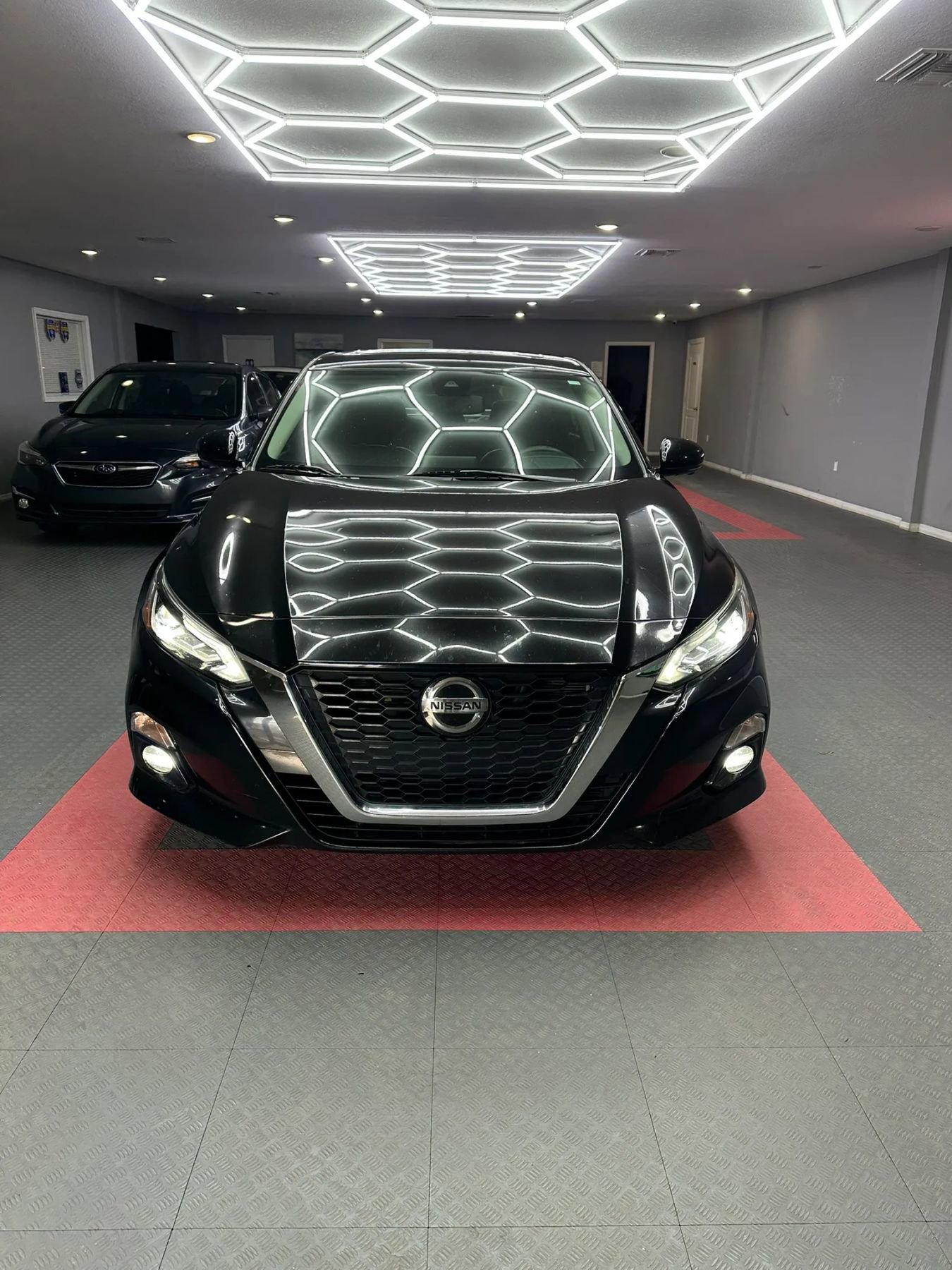 Used 2019 Nissan Altima 2.5 Platinum image 8