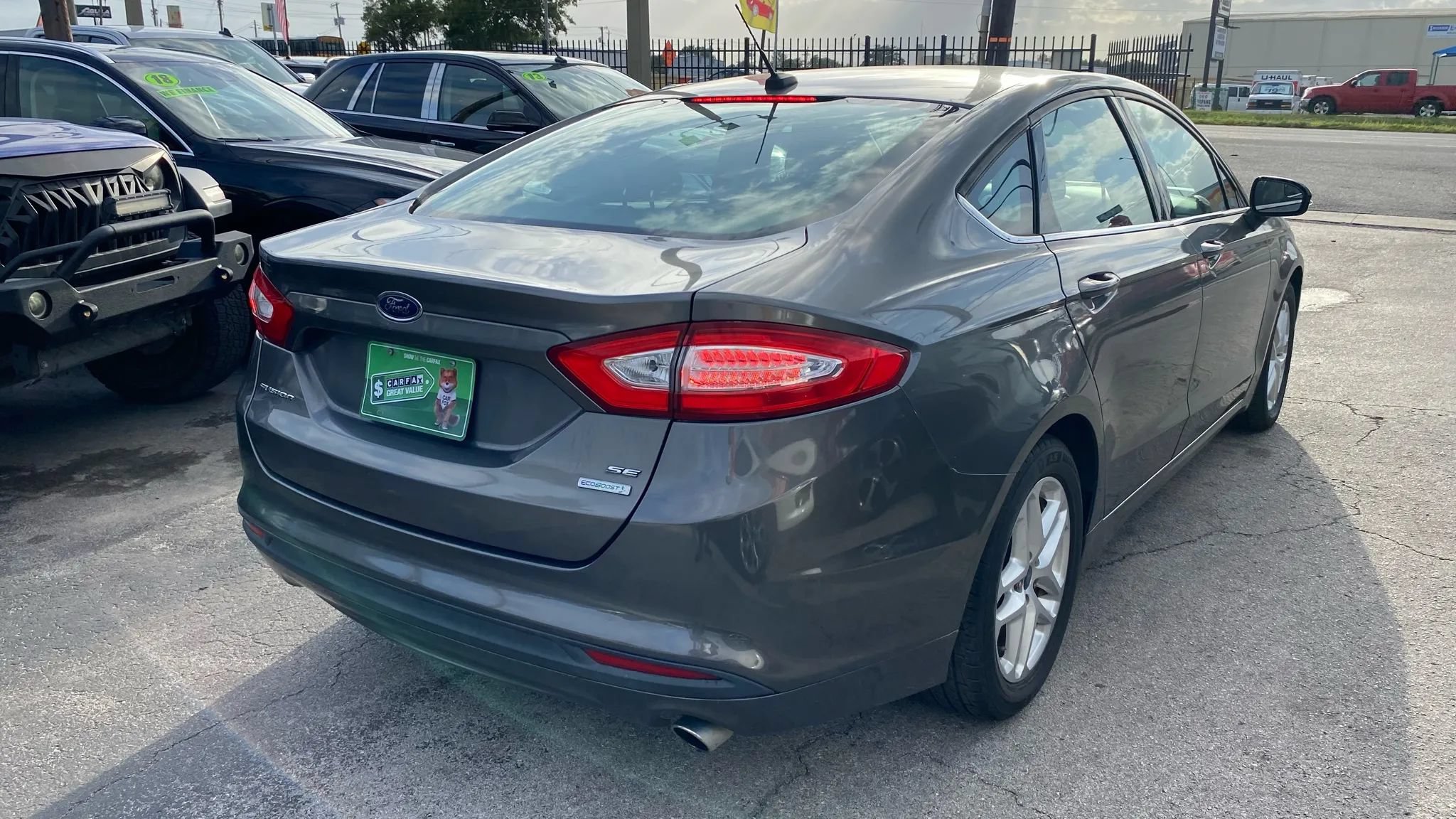 Used 2014 Ford Fusion SE FWD image 7