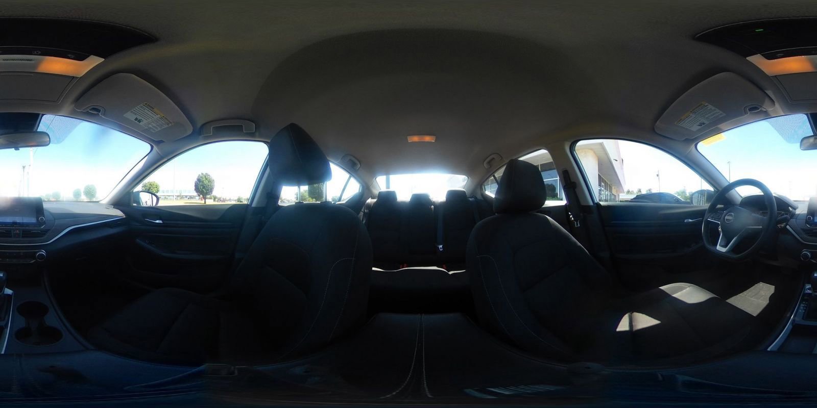 Used 2025 Nissan Altima 2.5 SV FWD image 42