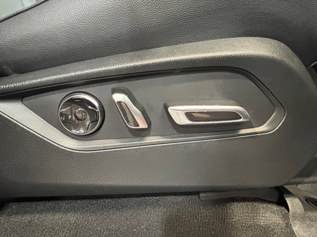 Used 2024 Acura MDX SH-AWD image 35