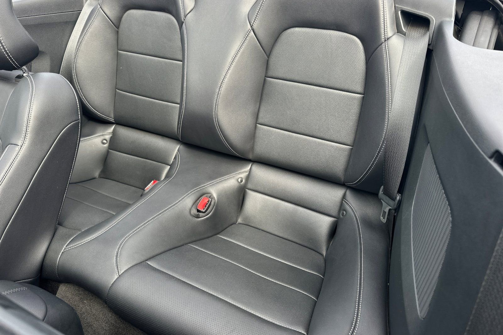 Used 2015 Ford Mustang GT Premium image 13