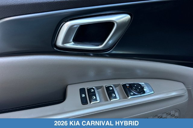 Used 2026 Kia Carnival LXS FWD image 12