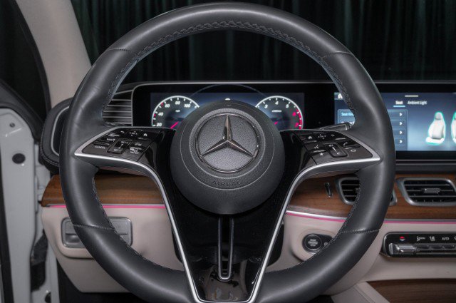 Used 2024 Mercedes-Benz GLS 450 4MATIC image 20